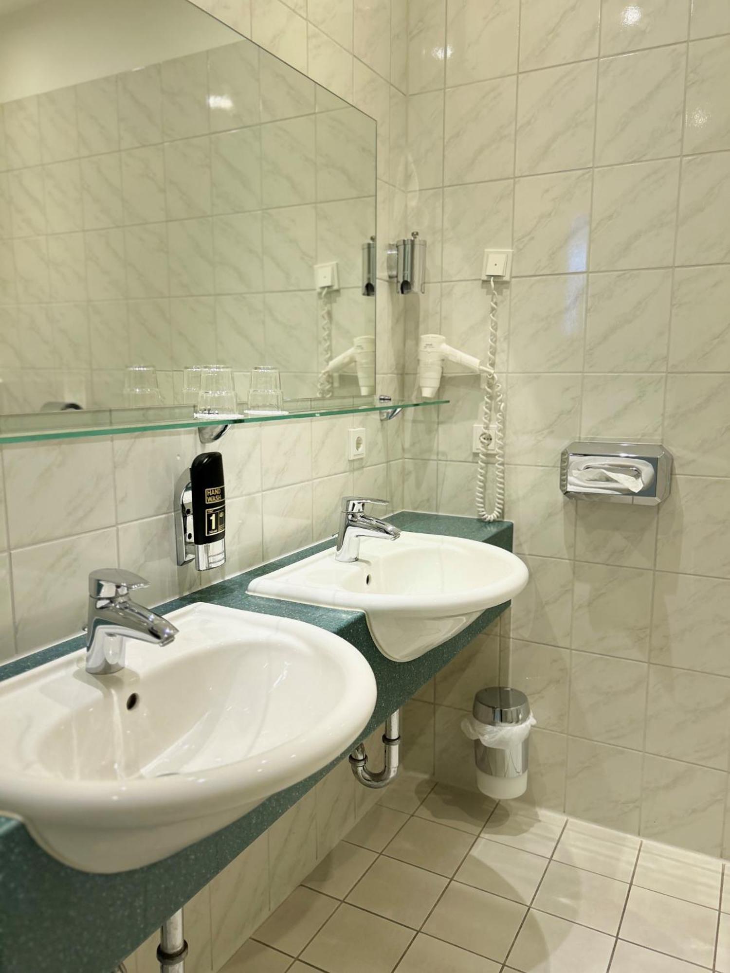 Sure Hotel By Best Western Wilhelmshaven City Dış mekan fotoğraf